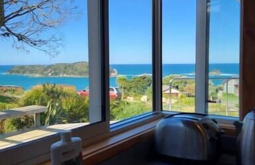 Hahei House | Hahei Island Outlook, Hahei Island Outlook on Grange Road