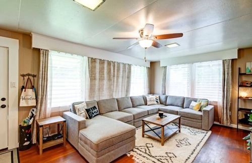 Hilo Apartment | Hale Leilani - Adventure Awaits wAC and Garden