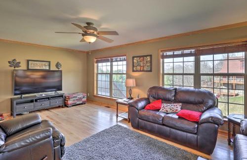 Piney Creek House | half Mi to River Spacious Blue Ridge Gem with Views!