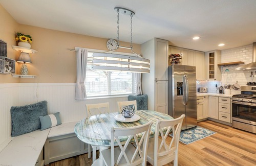 Mountainaire House | Half-Mi to Trails: Pet-Friendly Home in Flagstaff!