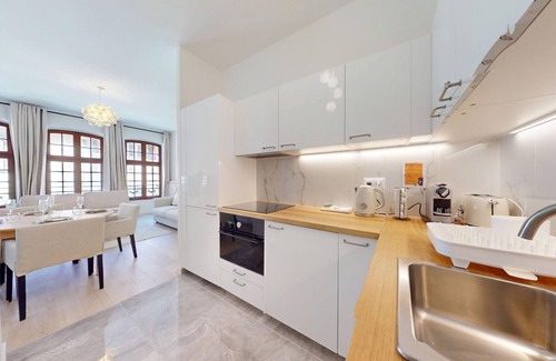 Historic Center Apartment | Hallebardes Cathédrale