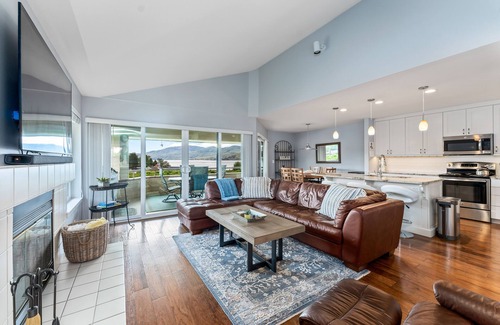 Wapato Point Condo | Halmalka 511B Wapato Point Resort Sandy Beach Waterfront Amenities, Sleeps 8