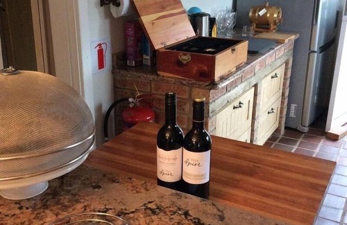 Bluff House | Hamelin Guest House