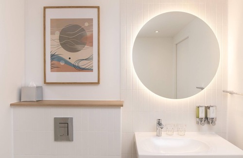 Roissy-en-France Hotel | Hampton By Hilton Paris Charles De Gaulle Airport