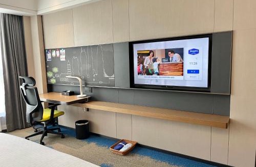 Dongguan City Center Hotel | Hampton by Hilton Dongguan Central Plaza