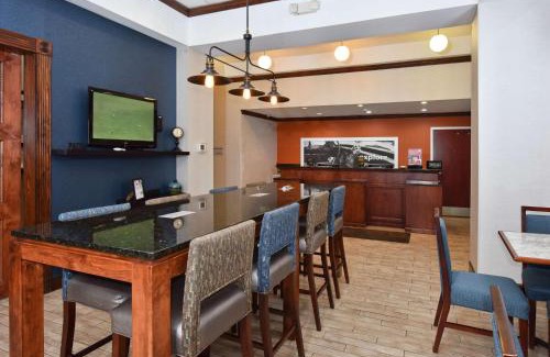 Alexander City Hotel | Hampton Inn Alexander City