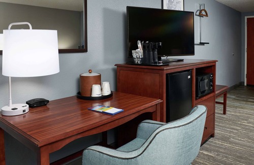 Beaumont Hotel | Hampton Inn Beaumont