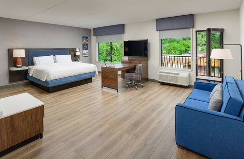 Blue Ridge Hotel | Hampton Inn Blue Ridge