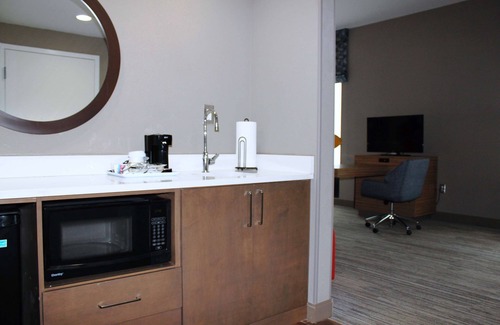 Forsyth Hotel | Hampton Inn by Hilton Forsyth