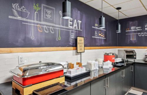 Westlake Hotel | Hampton Inn Cleveland-Westlake