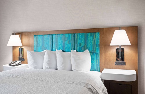 Westlake Hotel | Hampton Inn Cleveland-Westlake