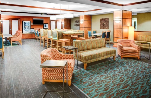 Coldwater Hotel | Hampton Inn Coldwater