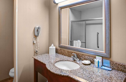 Coldwater Hotel | Hampton Inn Coldwater