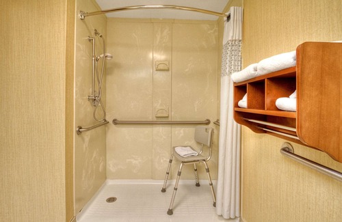 Franklin Hotel | Hampton Inn Franklin