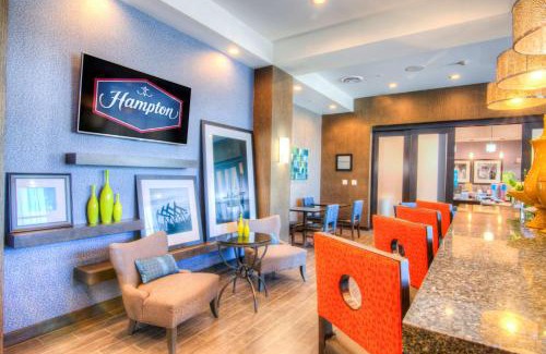 North Shore Hotel | Hampton Inn Houston I-10 East, TX