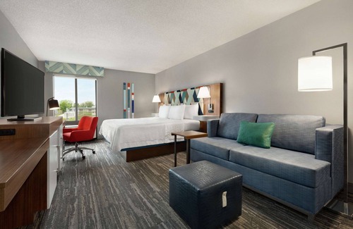 Blue Springs Hotel | Hampton Inn Kansas City/Blue Springs