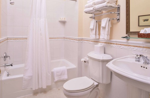 Lexington Hotel | Hampton Inn Lexington-Historic District