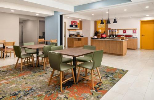 Neptune City Hotel | Hampton Inn Neptune