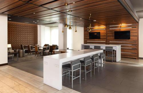 South San Jose Hotel | Hampton Inn San Jose Cherry Ave, CA