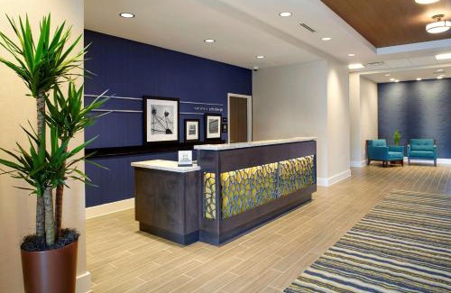 South Hills Hotel | Hampton Inn & Suites Pittsburgh Airport South/Settlers Ridge
