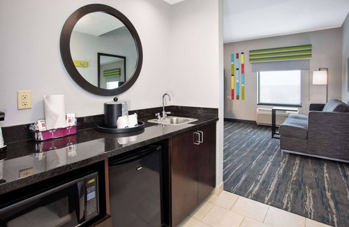 Athens Hotel | Hampton Inn & Suites Athens-I-65 (Huntsville Area)