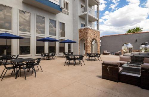 Mesquite Hotel | Hampton Inn & Suites by Hilton Mesquite