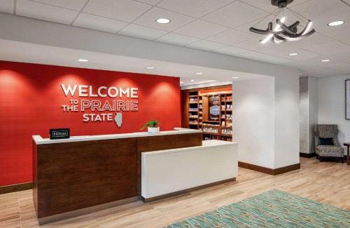 Waukegan Hotel | Hampton Inn & Suites Chicago/Waukegan