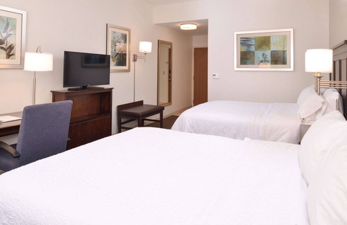 Pueblo Hotel | Hampton Inn & Suites Pueblo-Southgate