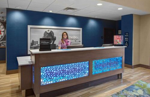Syracuse Hotel | Hampton Inn & Suites Syracuse North Airport Area