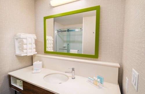 Imperial Beach Hotel | Hampton Inn & Suites Imperial Beach San Diego