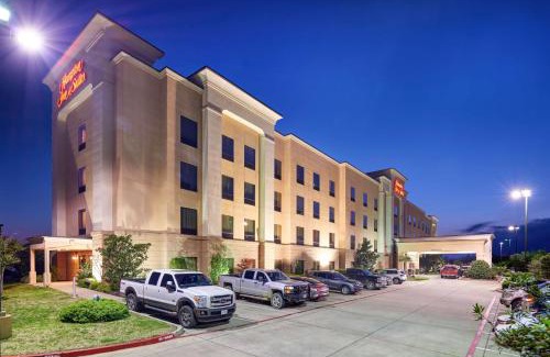 Waco Hotel | Hampton Inn & Suites Waco-South