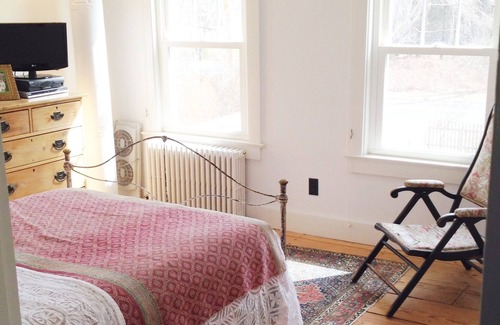 Amagansett Other | Hamptons 19th C farmhouse a block from ocean beaches and a short walk to village