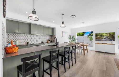 Torquay House | Hamptons House Family Retreat