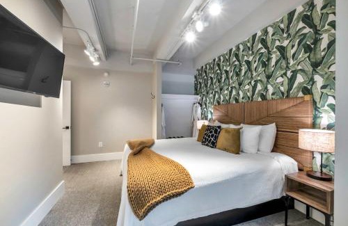 Downtown Nashville Apartment | Hangover Easy Suite 6BR by Maddox Hotel