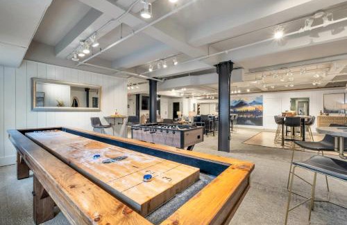 Downtown Nashville Apartment | Hangover Easy Suite 6BR by Maddox Hotel