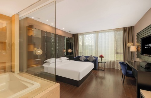 Jianggan Hotel | Hangzhou West Lake 6698 Crystal Hotel