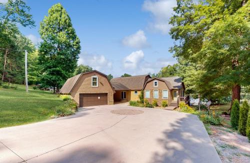 Maynardville House | Hap's Sweet Hideaway