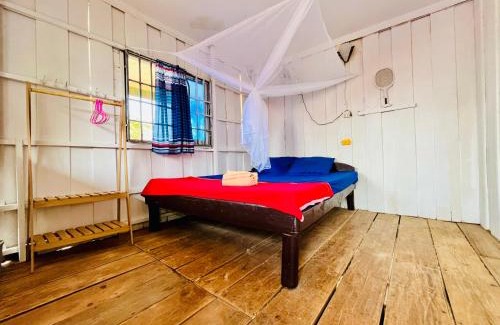 Koh Rong Sanloem House | Happiness Guesthouse