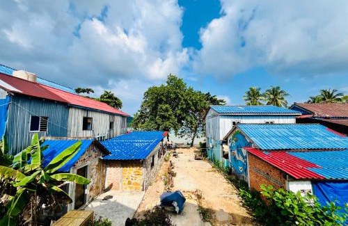 Koh Rong Sanloem House | Happiness Guesthouse
