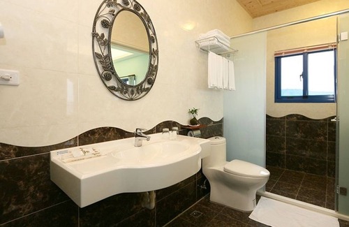 Chenggong Bed & Breakfast | Happiness House