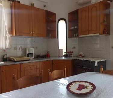 Livadi Apartment | Happy Days Apartment