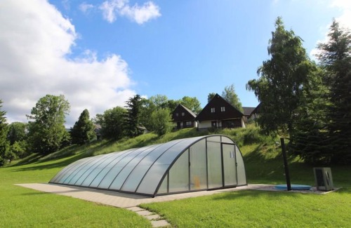 Cerny Dul House | Happy Hill by Interhome