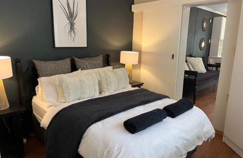 Hilton House | Happy Hilton guest house