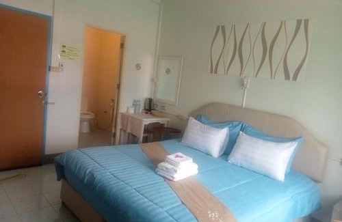 Ban Phe House | Happy Home Guest House