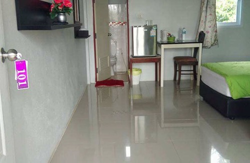 Tha Chang Hotel | Happy House Resort