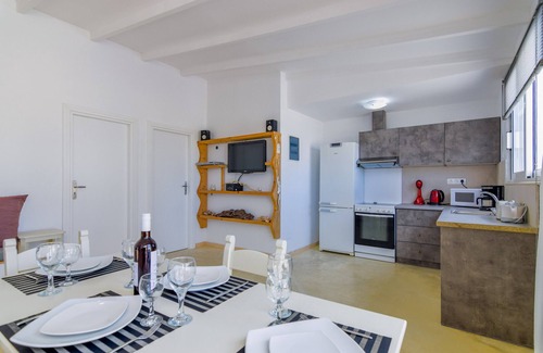 Pigianos Kampos Villa | Hara's beach villa with private pool