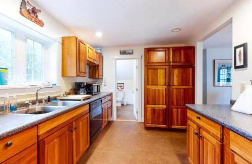Camden House | Harbor House