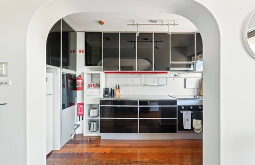 Potts Point Apartment | Harbour Horizon Iconic Skyline Retreat with Pool