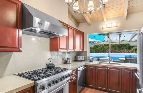 Racquet Club Estates House | Harbour House, 6 bed/7bath 80 Foot Pool & Sauna