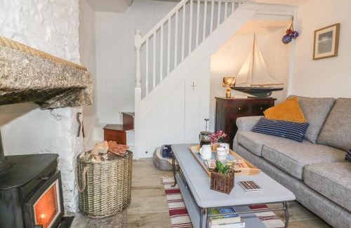 Mevagissey House | Harbour Retreat